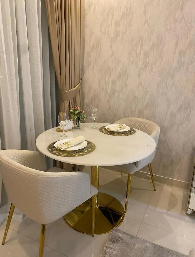 Modern New Studio With Burj Khalifa And Canal View Apartman Dubaj Egyesült Arab Emírségek
