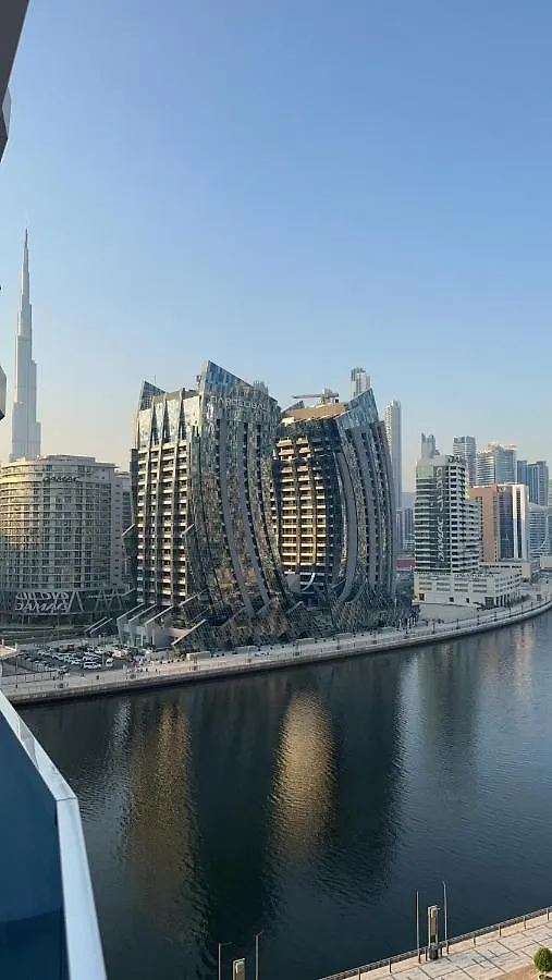 Modern New Studio With Burj Khalifa And Canal View Apartment Dubai