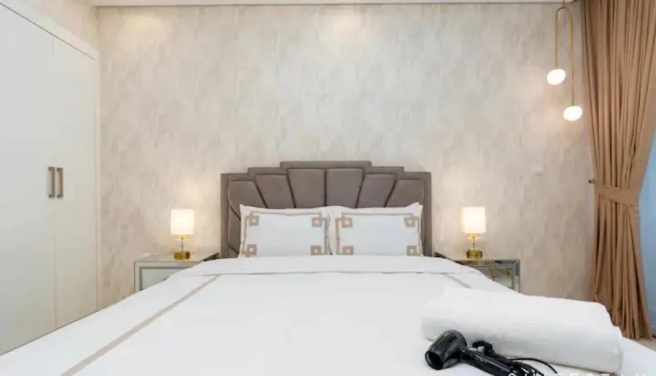 Modern New Studio With Burj Khalifa And Canal View Apartment Dubai